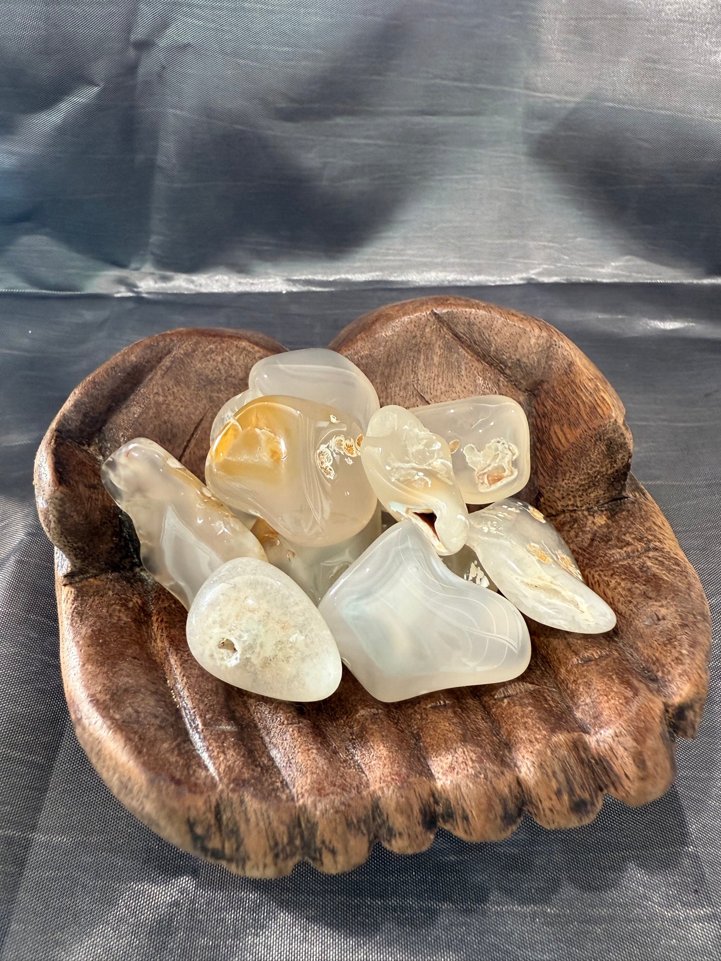 Chalcedony tumbled stone (large)