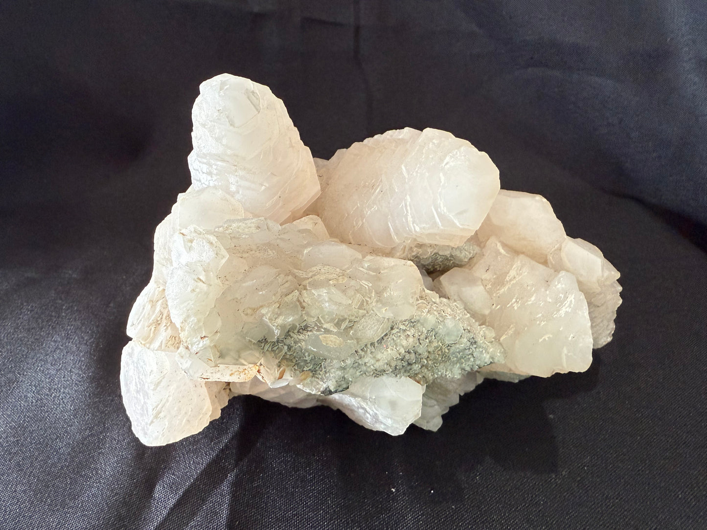 Raw calcite specimen