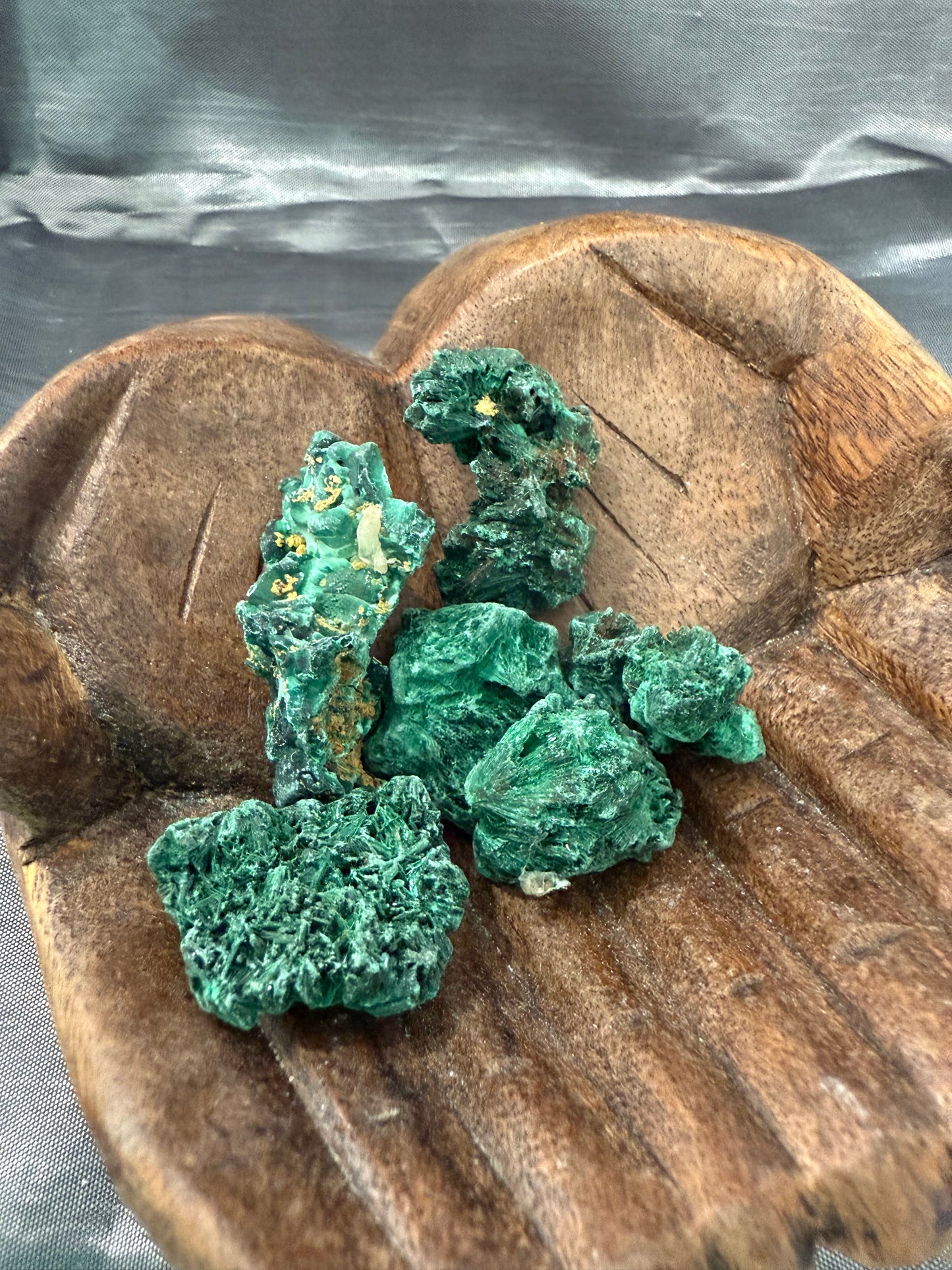 Malachite raw stone