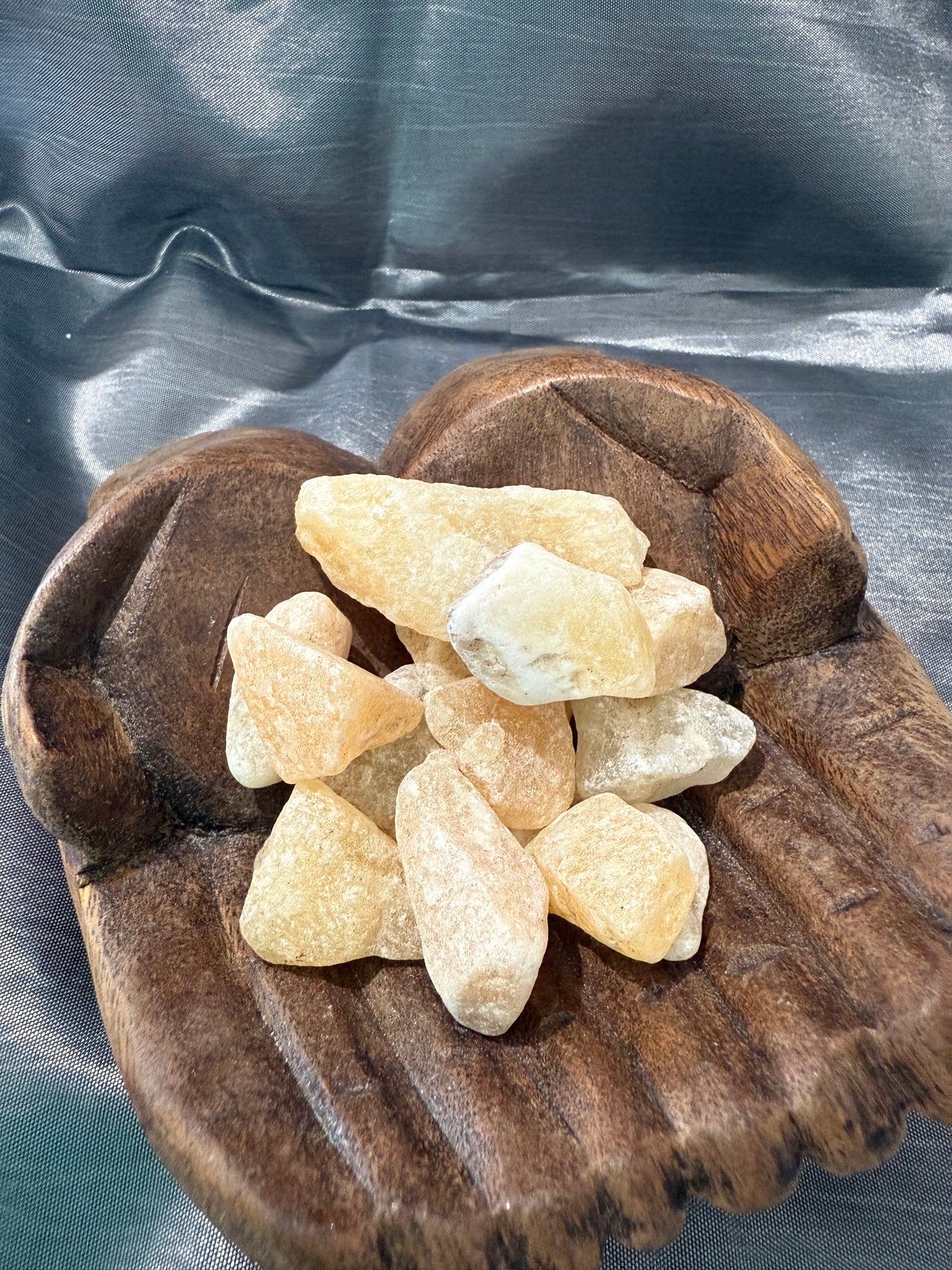 Orange calcite raw stone (small)