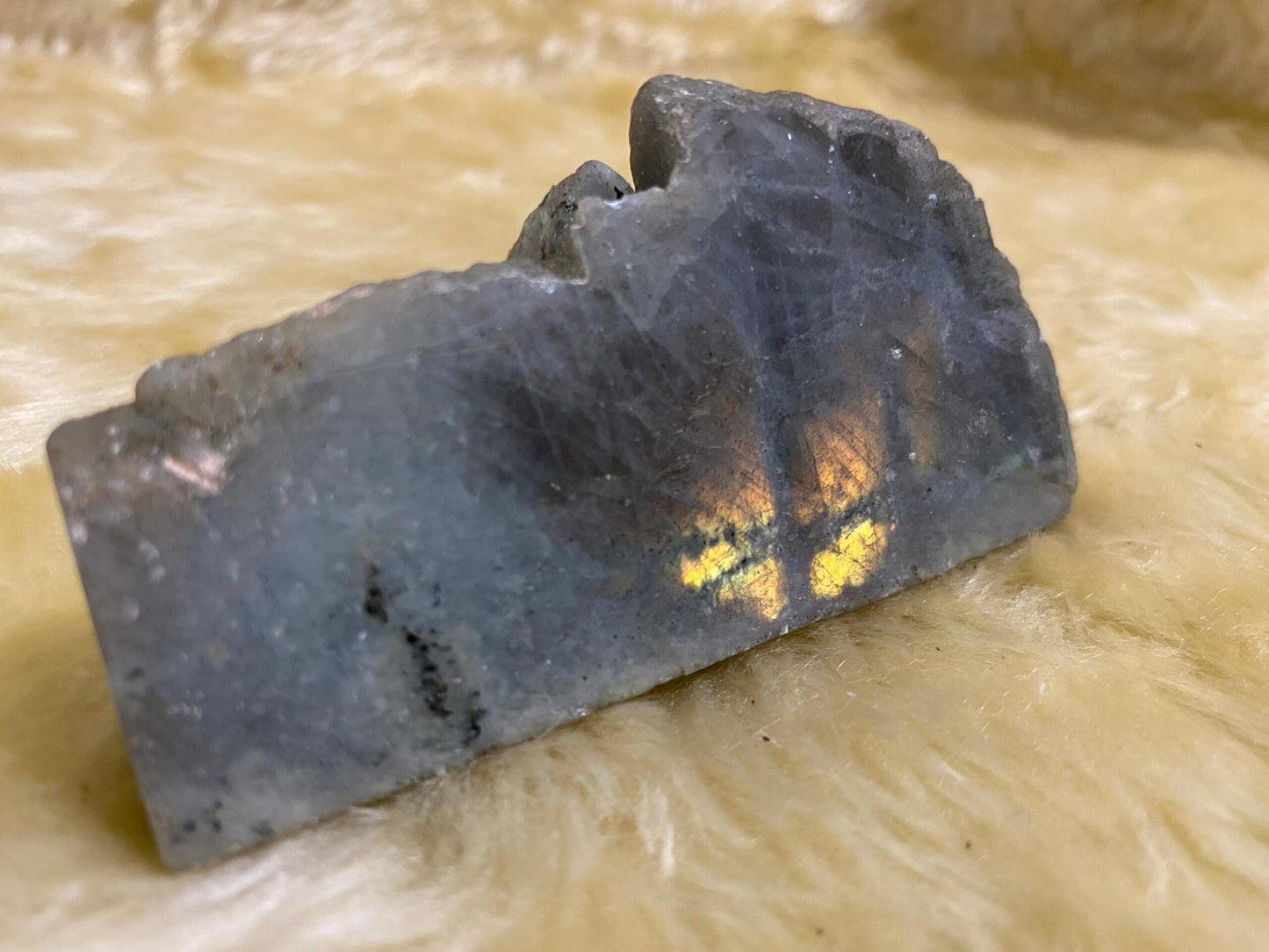 Labradorite slab (A grade)