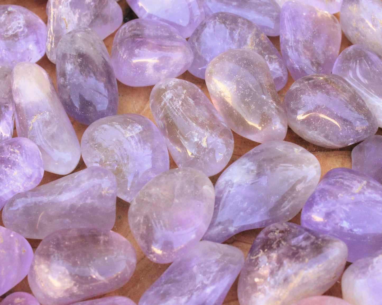 Amethyst tumbled stone