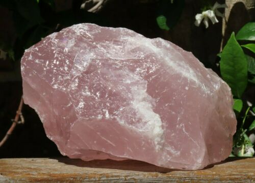 Rose quartz rough (raw)