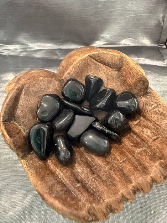 Obsidian tumbled stone (small)