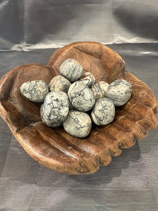 Map stone - tumbled stone