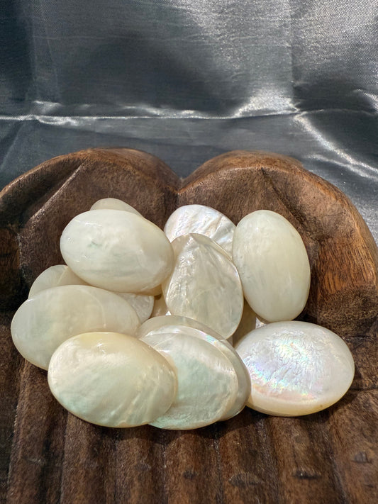 Mother of Pearl cabochons