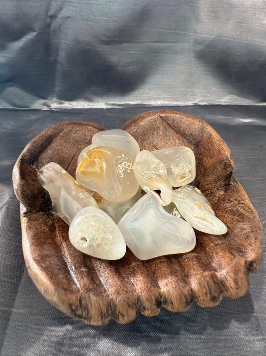 Chalcedony tumbled stone (large)