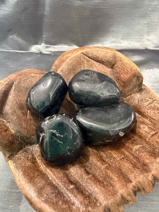 Onyx tumbled stone
