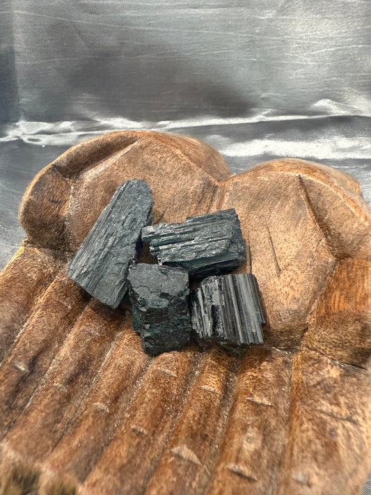 Tourmaline raw stone (large)