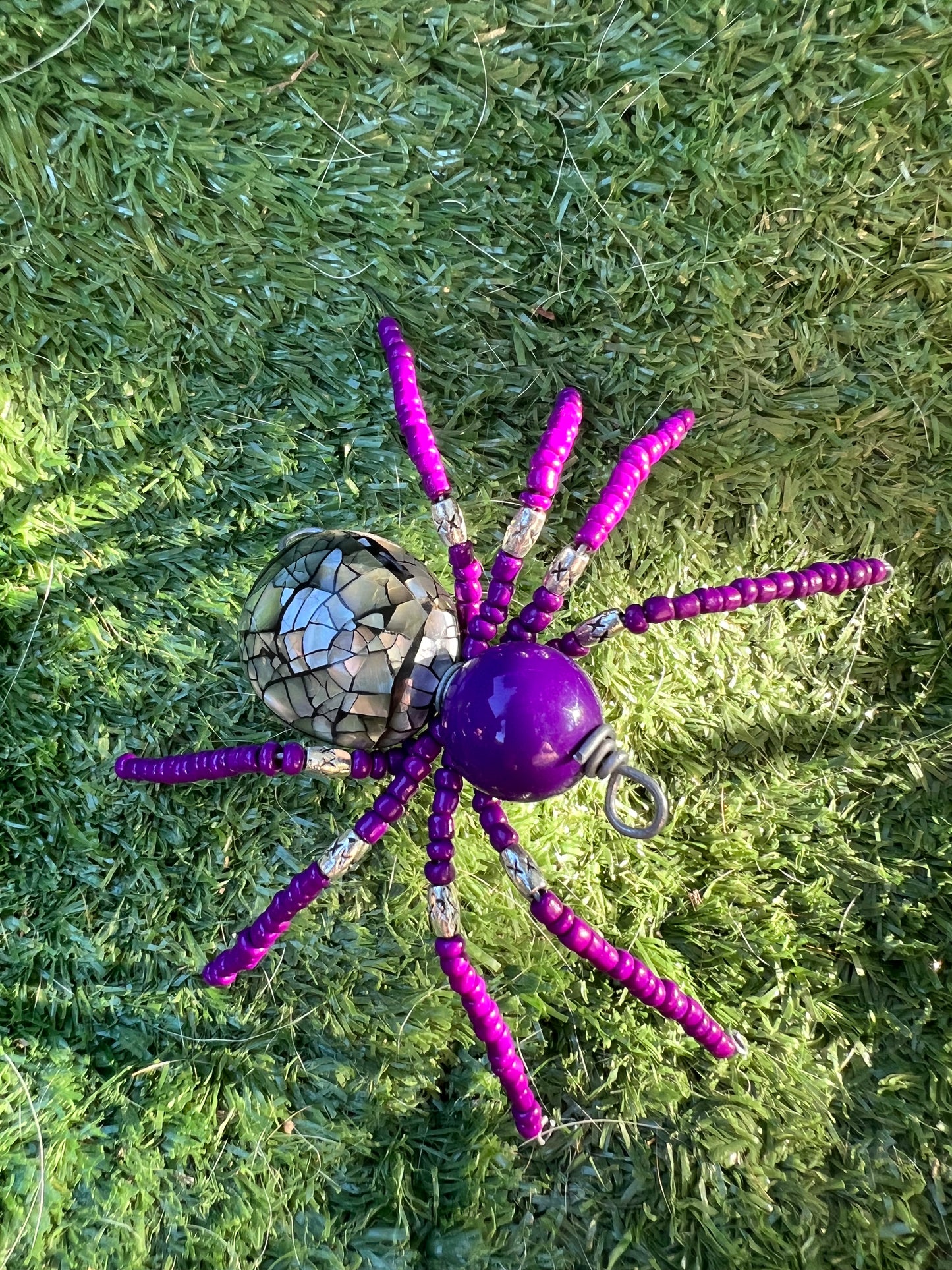 Beaded spider - purple & paua